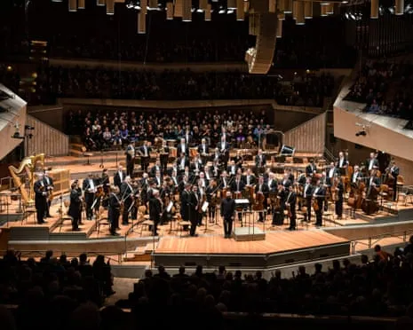 Arnold Schoenberg: Violin Concerto, Transfigured Night, Jacob's Ladder Recording Review – An Engaging and Impressive Collection