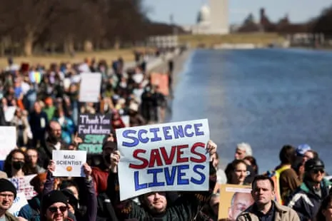 Trump’s War on Scientific Research Has US Healthcare Experts Stunned: ‘They’re Sidelining Science’