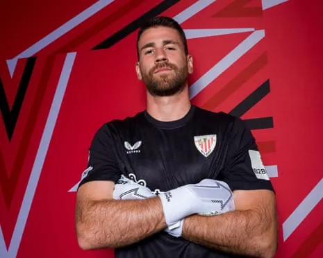 El portero Simón: ‘Alcanzar una copa con el Athletic me completa mucho más que una decena de campeonatos fuera de aquí’