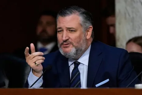 Ted Cruz Draws Parallels Between FCC Chair's Statements to Gangster Methods