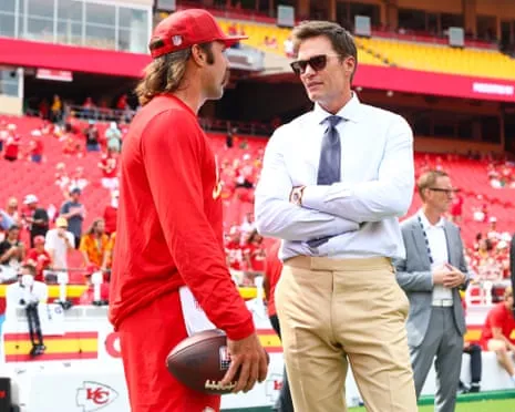 Tom Brady sparks fan criticism following showing up in Las Vegas Raiders sideline box