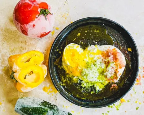 Methods for Turn Leftover Fruit and Veg into a Chilled Accompaniment – Instructions
